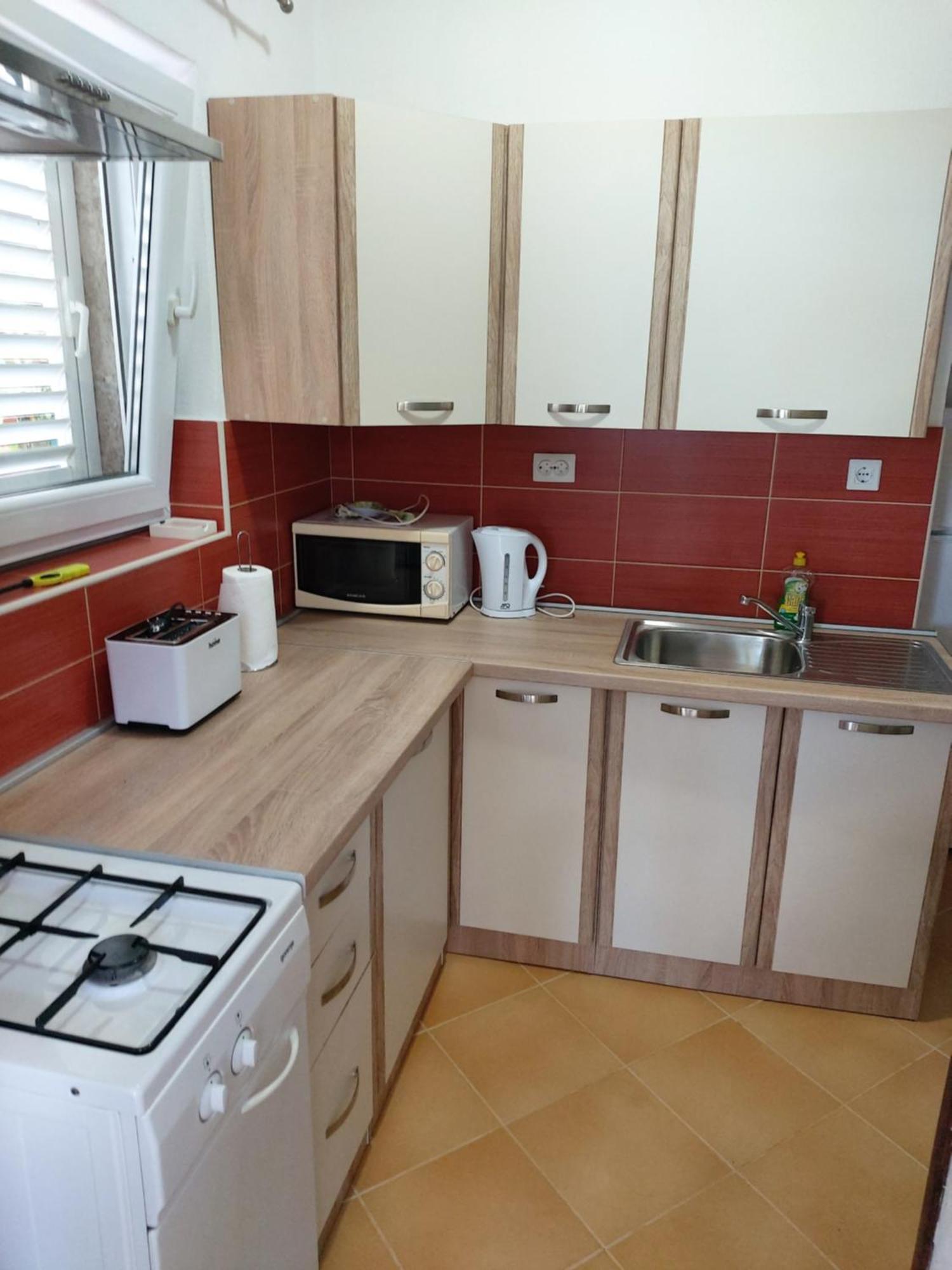 Apartment Franic Sućuraj Rum bild
